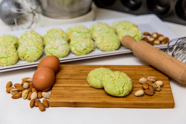 Amaretti Pistachio