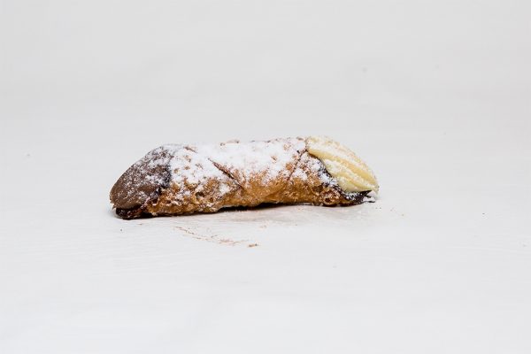 Cannoli 1/2 1/2